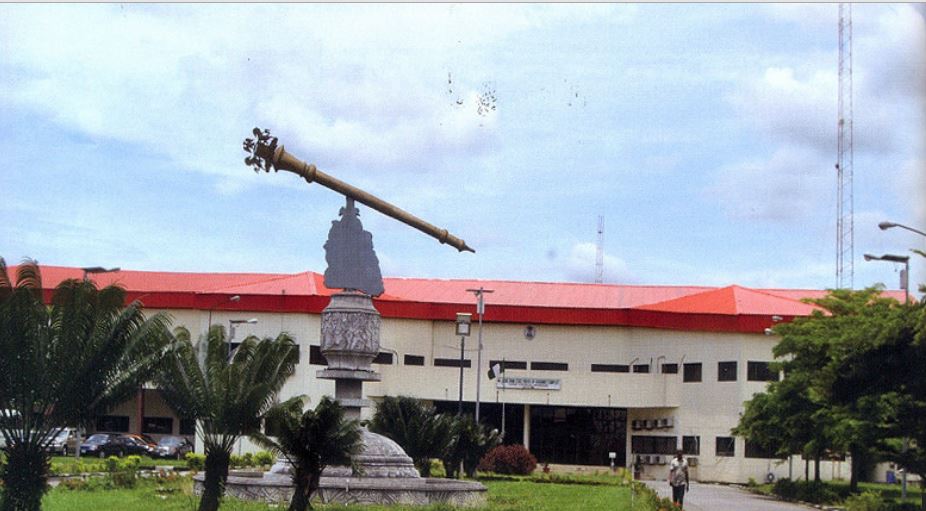Vacate Akwa Ibom Assembly, Senate orders police
