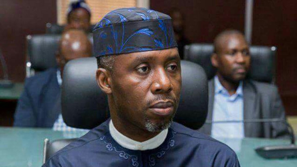 Finally, Okorocha’s Aides, Imo Assembly Members, Others Defect to DPP