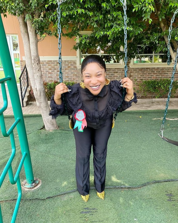 Father’s Day: Tonto Dikeh Receives “Number 1 Dad” Badge From Son’s School
