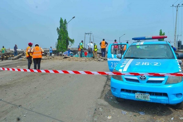 It’s Dark Christmas Eve At Sagamu-Benin Highway As 7 Die, Others Injured In Accident