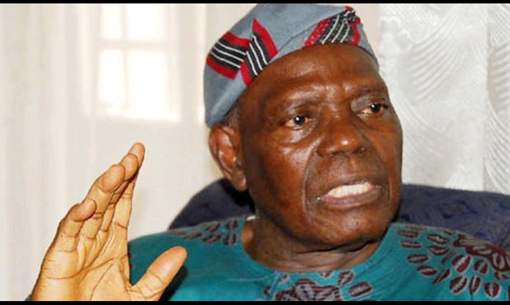 1983 COUP: How Buhari Dealt With Southern,  Christian Politicians  –  Akande Explains In Autobiography