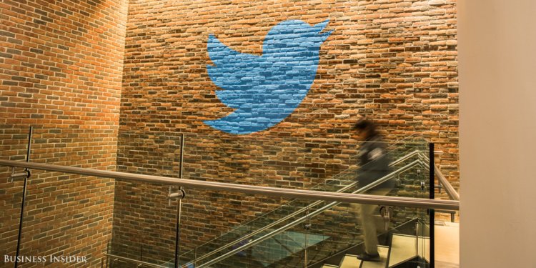 Finally, Federal Govt Lifts Ban On Twitter