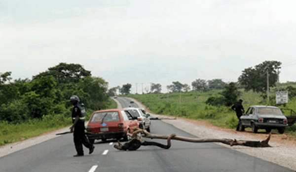 Anambra Court Orders Obiano, Police To Remove Roadblocks