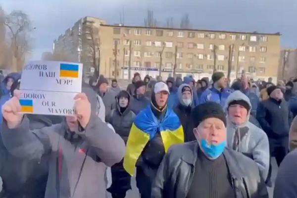 Ukraine: Residents Protest In Russian-Occupied Cities