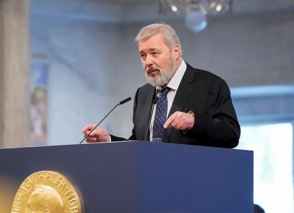 Russian Nobel Laureate Donates Medal For Ukraine Refugees