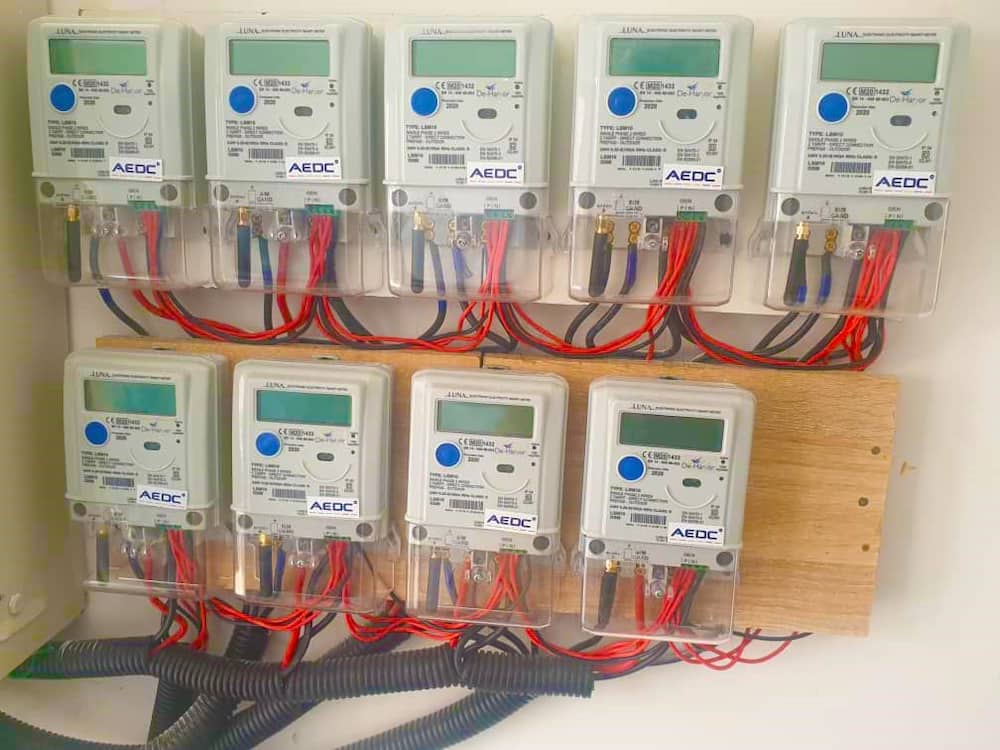 Federal Govt Orders DisCos To Refund Nigerians Who Paid For Prepaid Meters