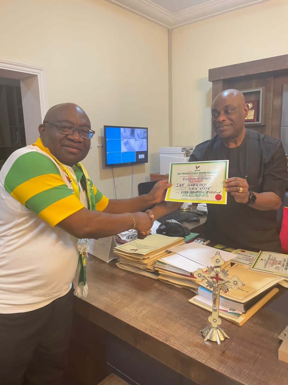 2023: Prof. Gregory Ibe Receives Certificate Of Return As APGA Standard Bearer For Abia Governorship