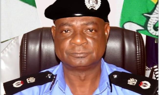 Haba! Imo Police Command Reportedly  Parade Man Already In Custody As Member Of Gang That Murdered Four Officers