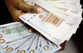 Naira Freely Slumps To N1,100 On Parallel Market As Dollar Supply Shrinks